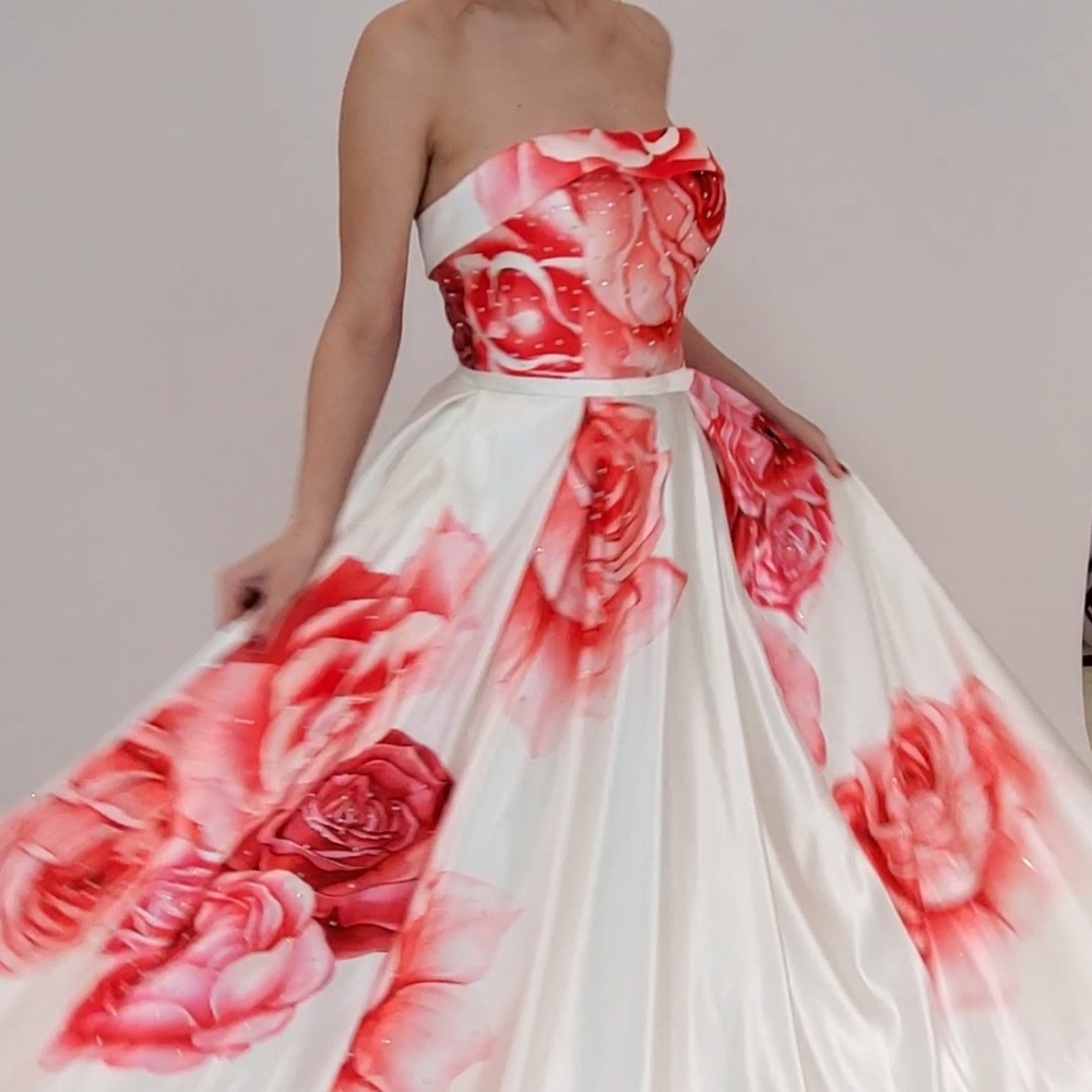 NWT Jovani White And Red Flower Print Strapless Ball Gown, Size 6